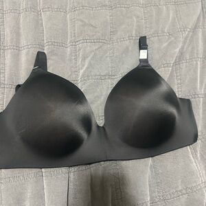 Victoria Secret Pink Seamless Black Bra